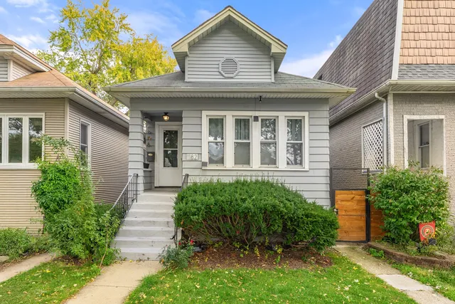 $349,000 | 1182 South Taylor Avenue, Oak Park, IL 60304