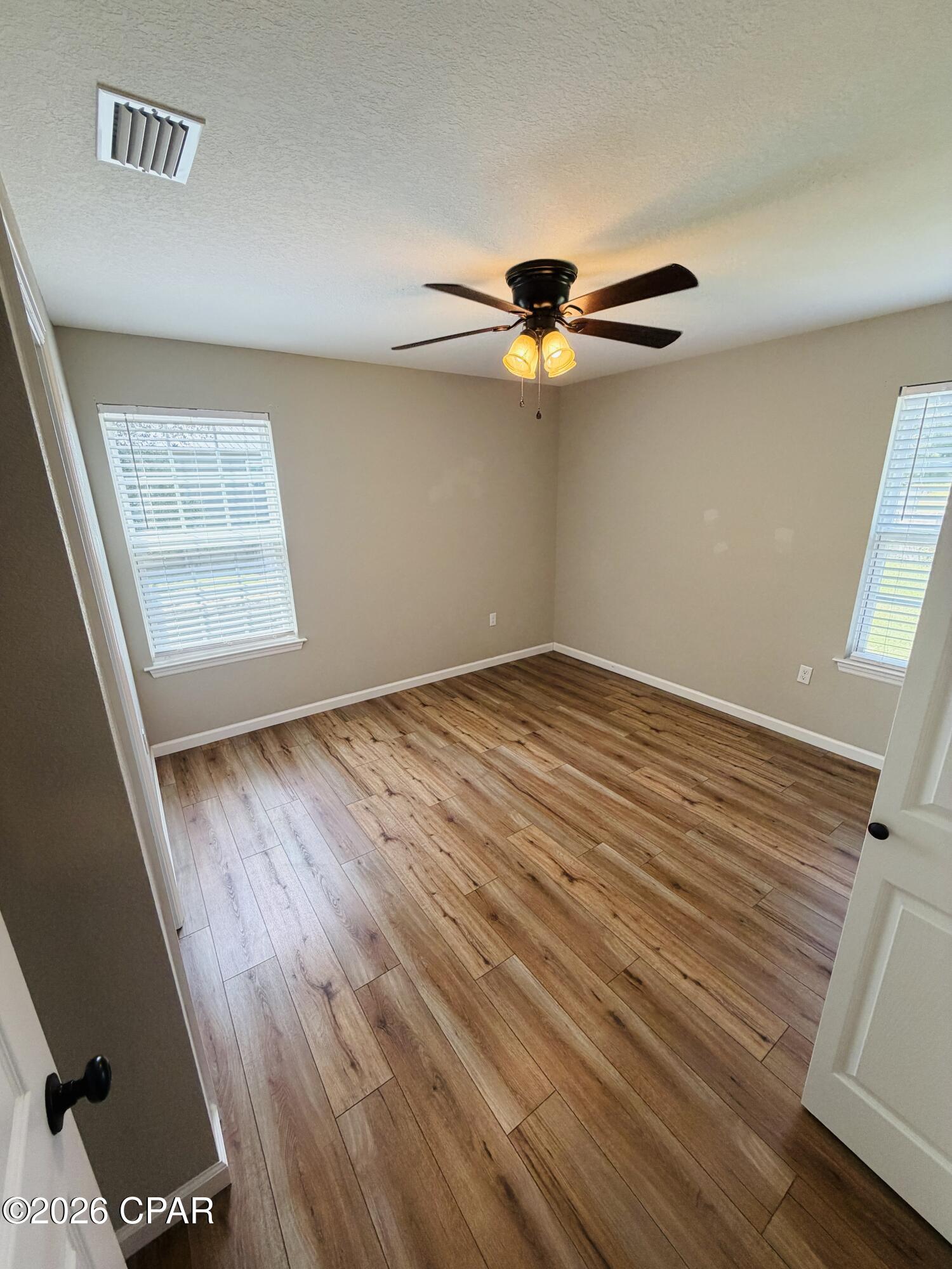 6601 Grande Oak Loop Grand Ridge, FL 32442 - Photo 8 of 24 Gallery Image 8
