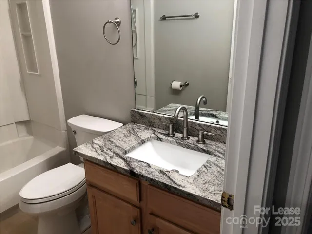 $2,900 | 10938 Chamberlain Hall Court, Charlotte, NC 28277