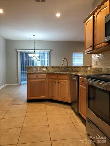 $2,900 | 10938 Chamberlain Hall Court, Charlotte, NC 28277