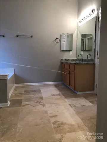 $2,900 | 10938 Chamberlain Hall Court, Charlotte, NC 28277