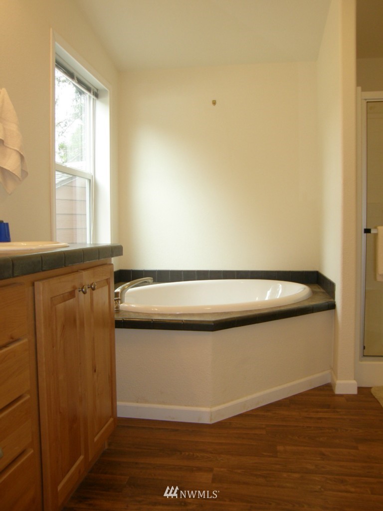 5023 Wishkah Road Aberdeen, WA 98520 - Photo 12 of 21 Gallery Image 12