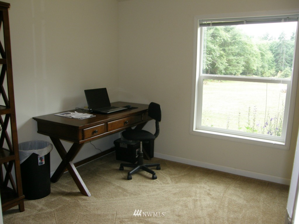 5023 Wishkah Road Aberdeen, WA 98520 - Photo 10 of 21 Gallery Image 10