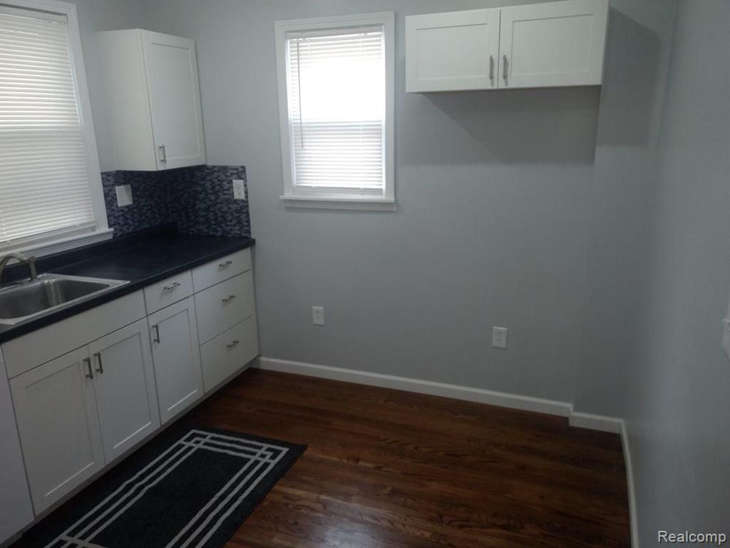 4408 Devonshire Road Detroit, MI 48224 - Photo 8 of 21