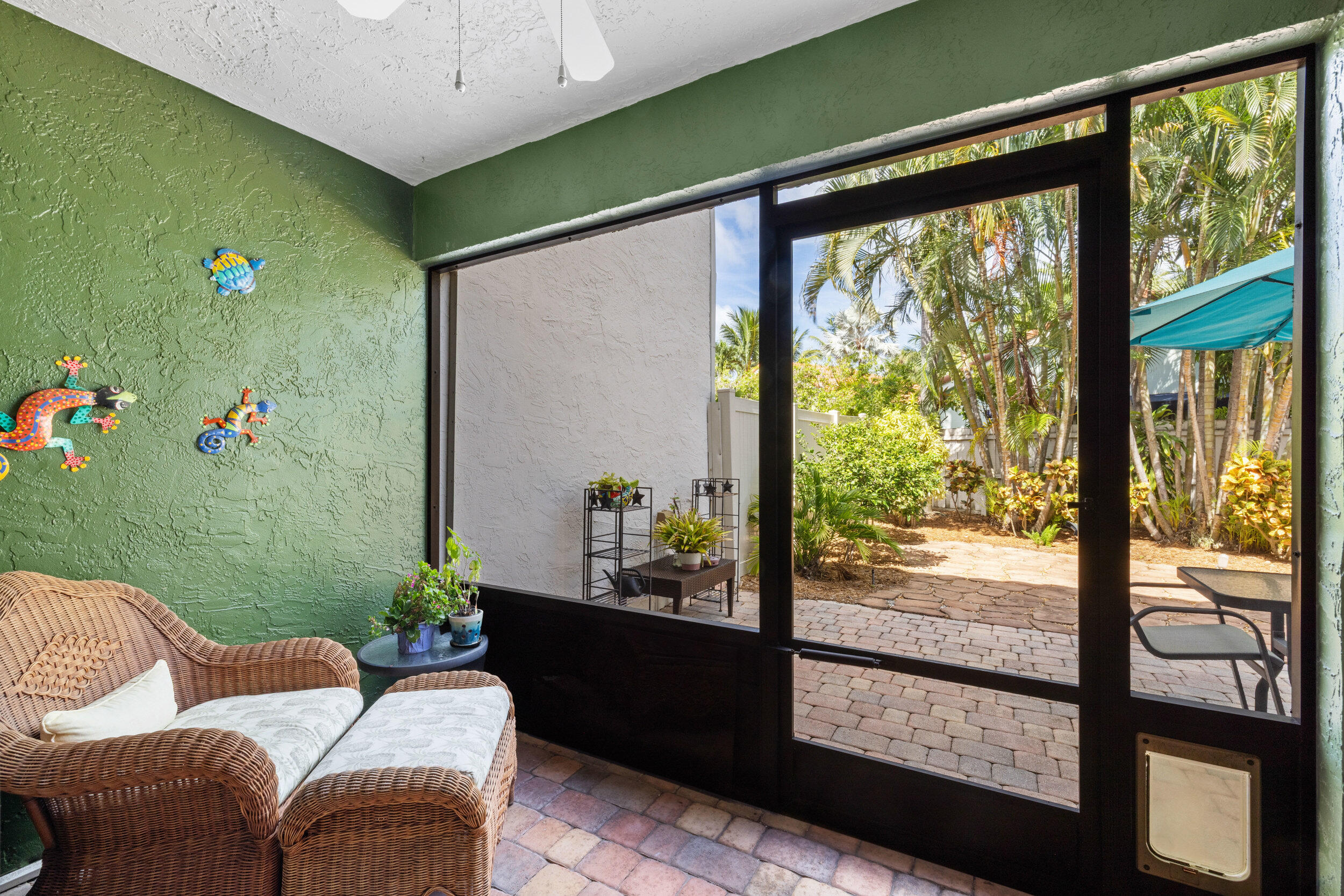 3501 Harbor Circle Delray Beach, FL 33483 - Photo 14 of 25 a living room with furniture and a potted plant