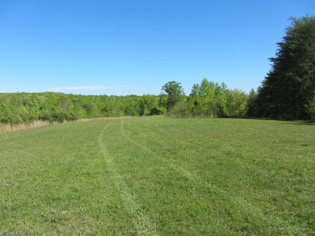 3593 Price Road Eden, NC 27288 - Photo 3 of 9 Gallery Image 3