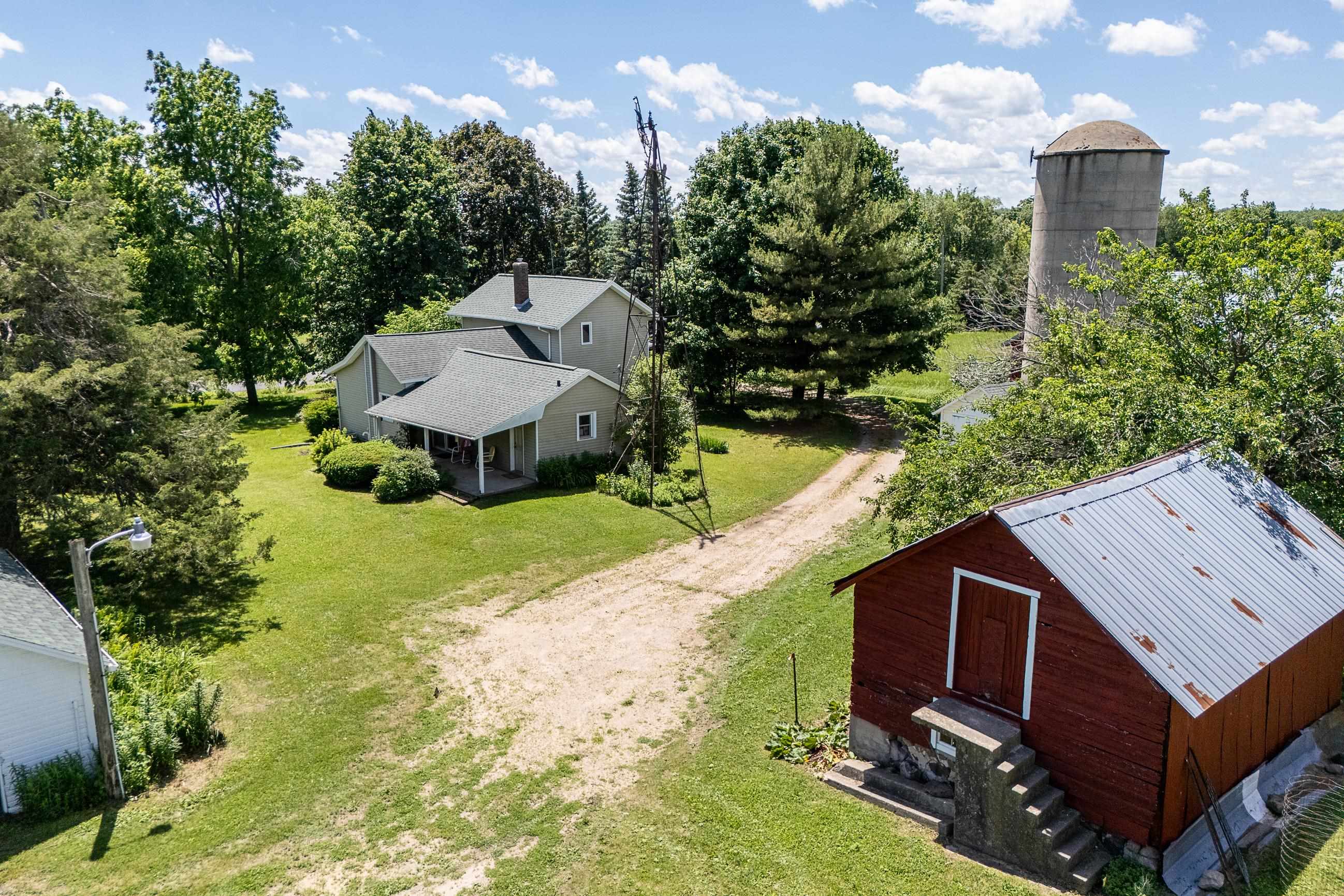 3402 Rutland Dunn Town Line Road Stoughton, WI 53589 - Photo 57 of 88