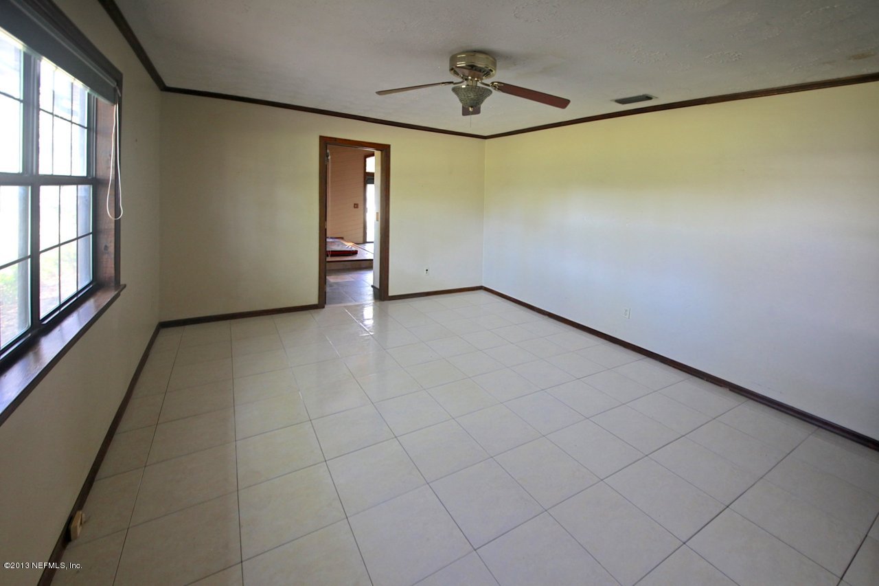 15521 Bream Road Jacksonville, FL 32226 - Photo 14 of 27 Bedroom 2