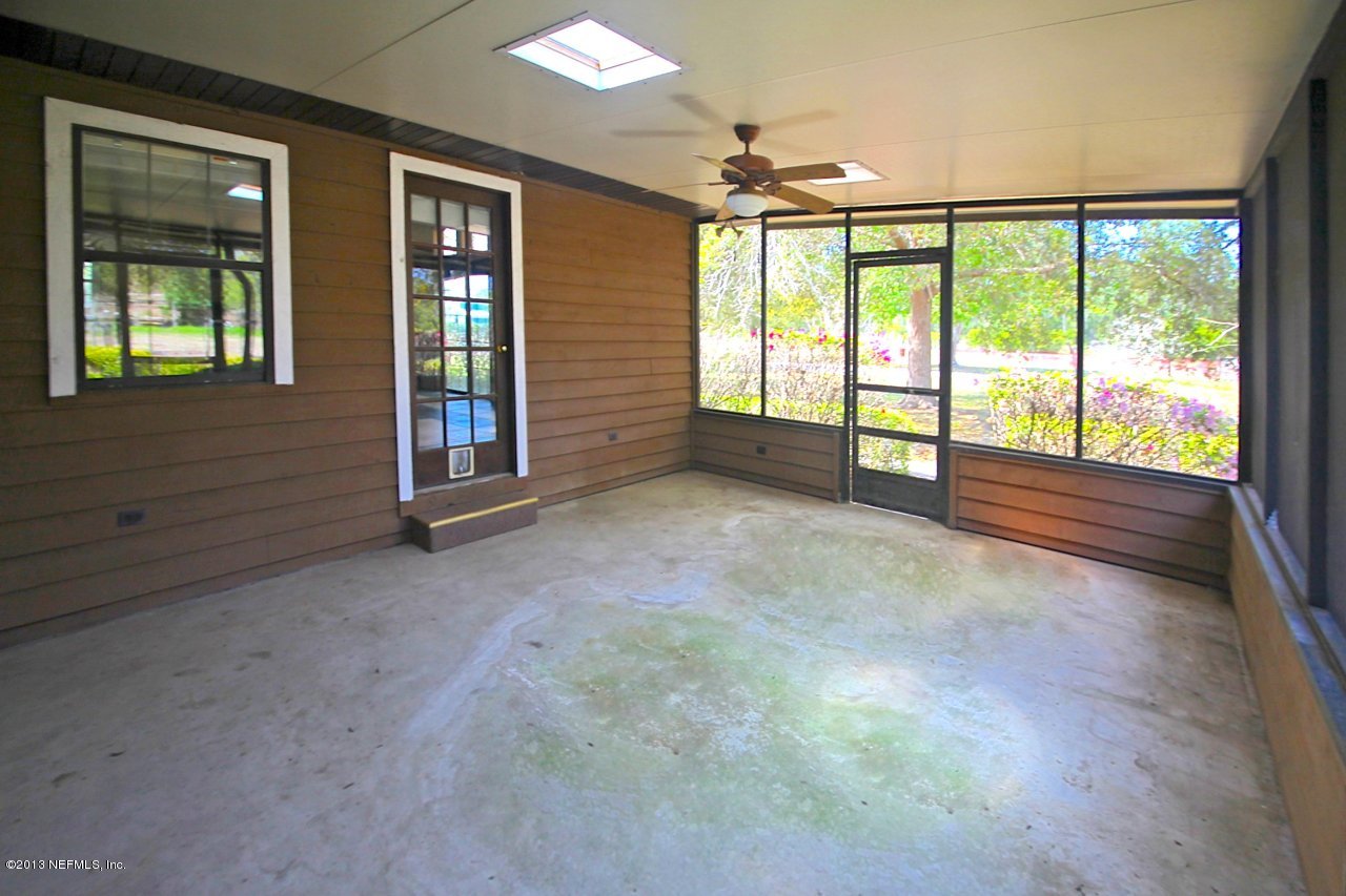15521 Bream Road Jacksonville, FL 32226 - Photo 19 of 27 Screened Porch