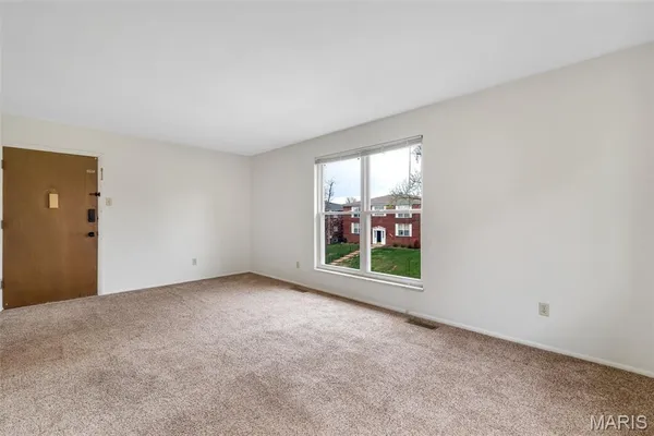 $525,000 | 10068 Puttington Drive, St. Louis, MO 63123