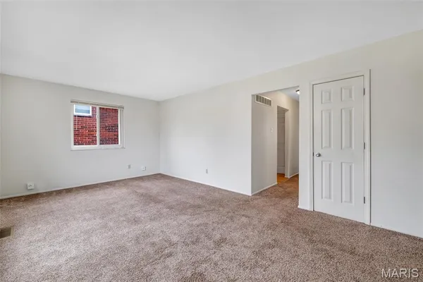 $525,000 | 10068 Puttington Drive, St. Louis, MO 63123