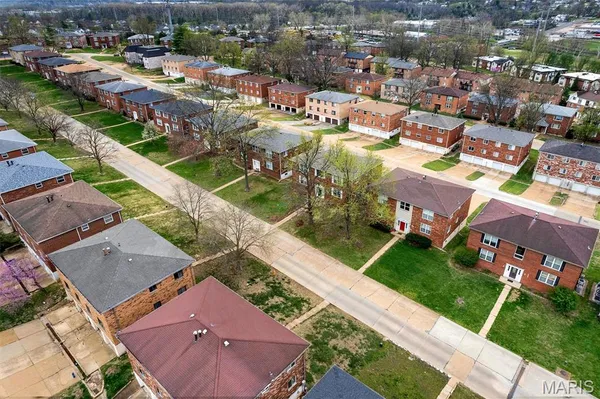 $525,000 | 10068 Puttington Drive, St. Louis, MO 63123