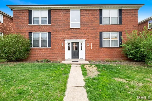 $525,000 | 10068 Puttington Drive, St. Louis, MO 63123