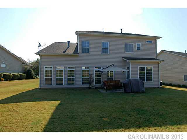 373 Miners Cove Way Fort Mill, SC 29708 - Photo 2 of 16