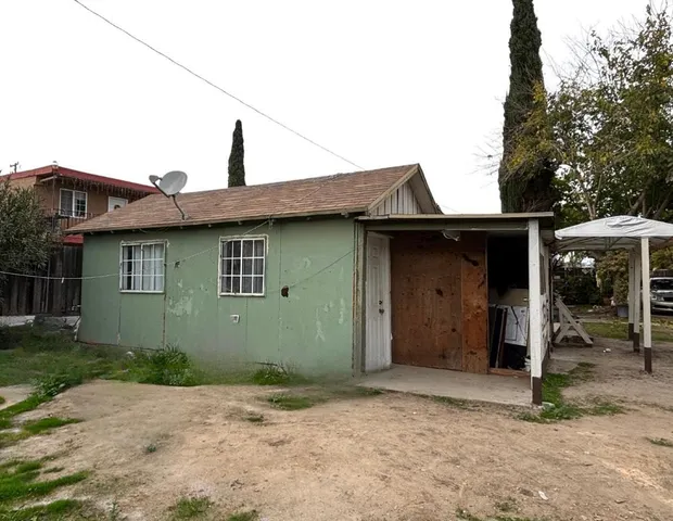 $305,000 | 39 West J Street, Los Banos, CA 93635