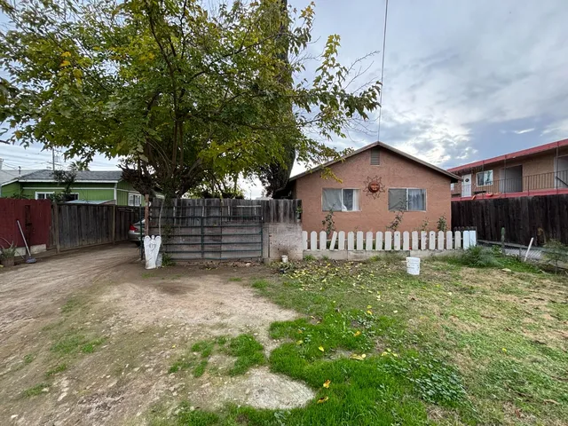 $305,000 | 39 West J Street, Los Banos, CA 93635