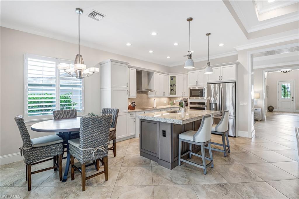 6487 Warwick Avenue Naples, FL 34113 - Photo 8 of 40