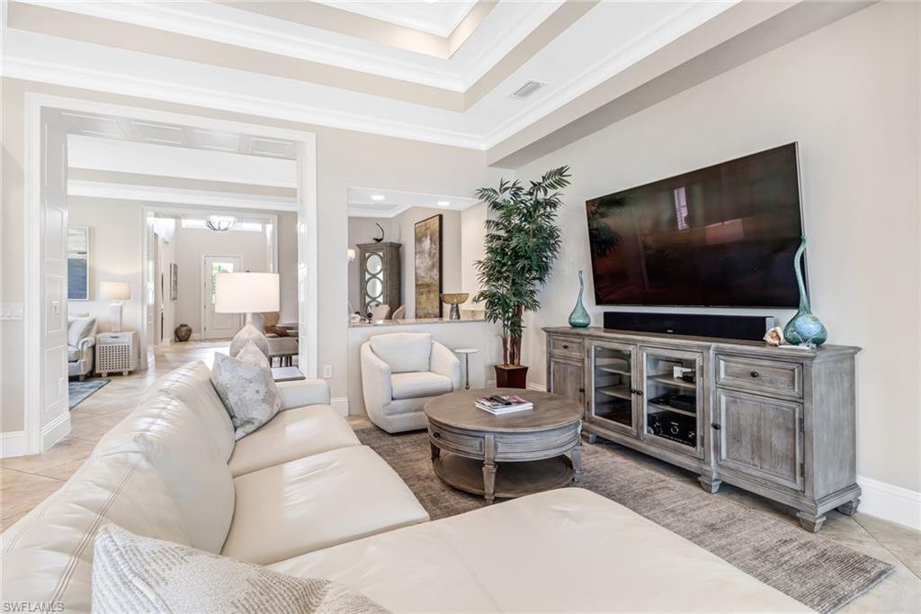 6487 Warwick Avenue Naples, FL 34113 - Photo 9 of 40