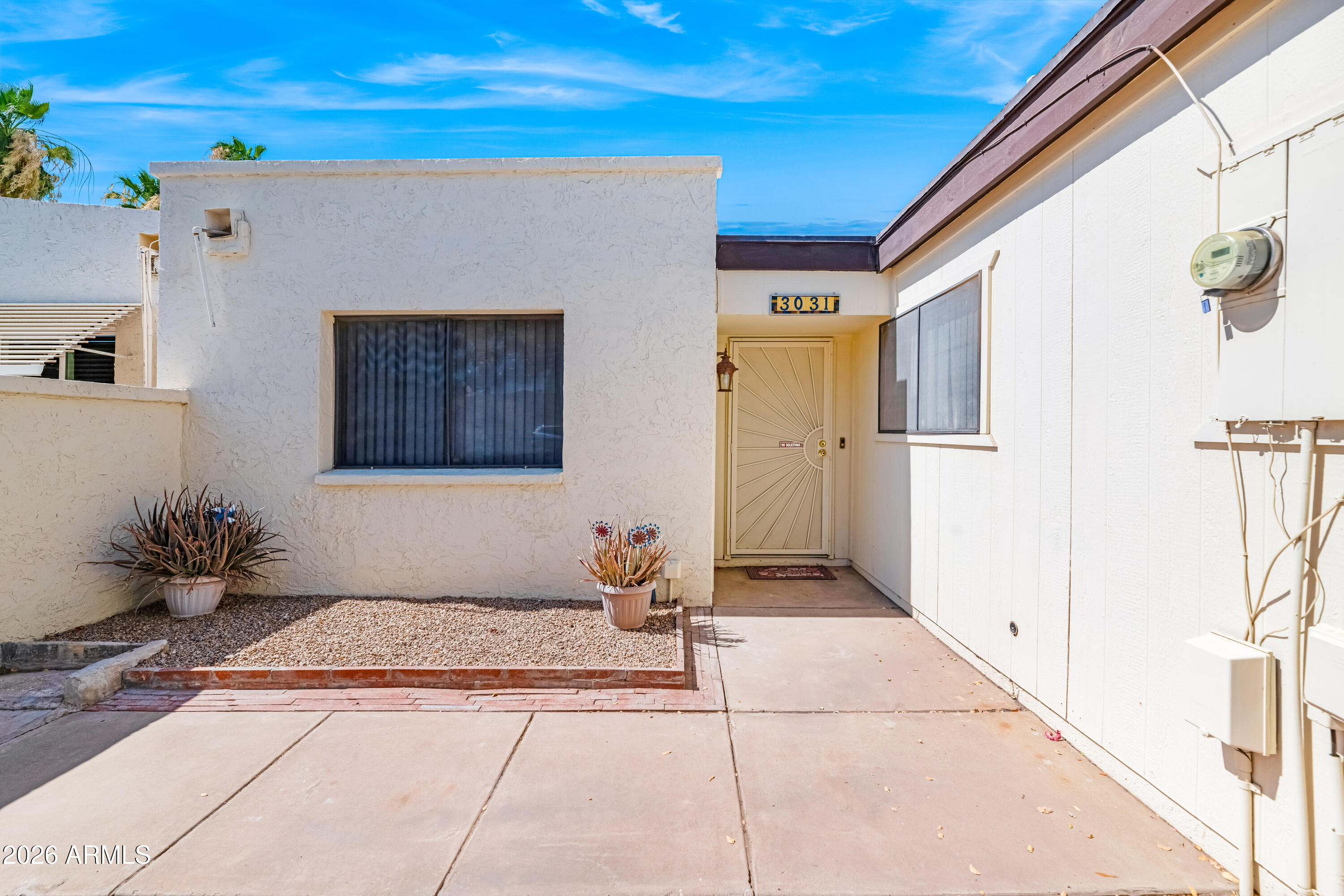 3031 West Hearn Road Phoenix, AZ 85053 - Photo 2 of 31