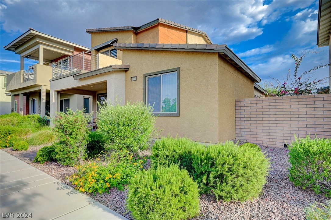 1039 East Sunset Road Henderson, NV 89011 - Photo 4 of 92 Gallery Image 4