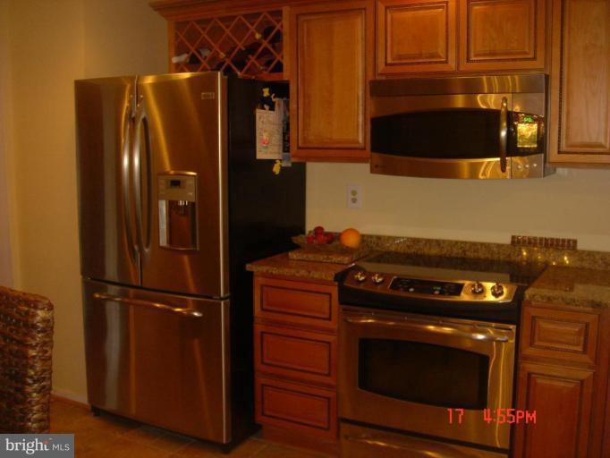 2314 Crossett Road Rosedale, MD 21237 - Photo 5 of 23 Kitchen #3