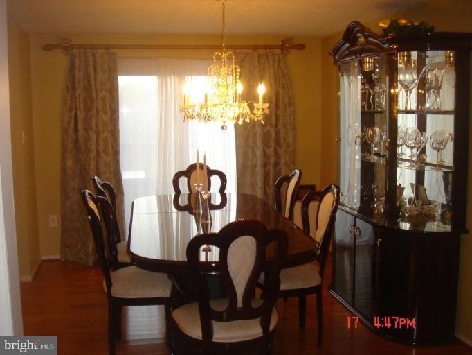 2314 Crossett Road Rosedale, MD 21237 - Photo 6 of 23 Dining Room
