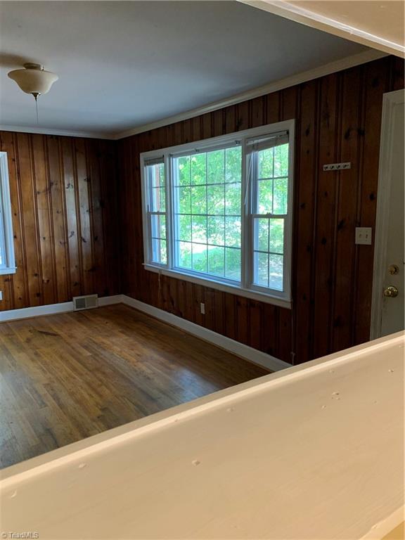 1402 North Hamilton Street High Point, NC 27262 - Photo 2 of 14 Gallery Image 2
