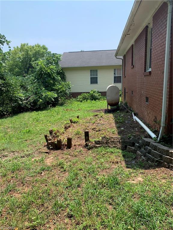 1402 North Hamilton Street High Point, NC 27262 - Photo 13 of 14 Gallery Image 13