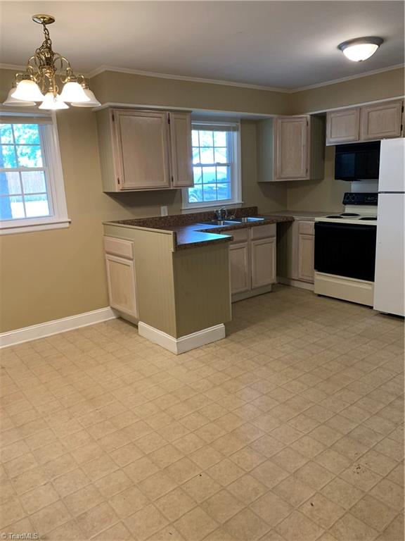 1402 North Hamilton Street High Point, NC 27262 - Photo 5 of 14 Gallery Image 5
