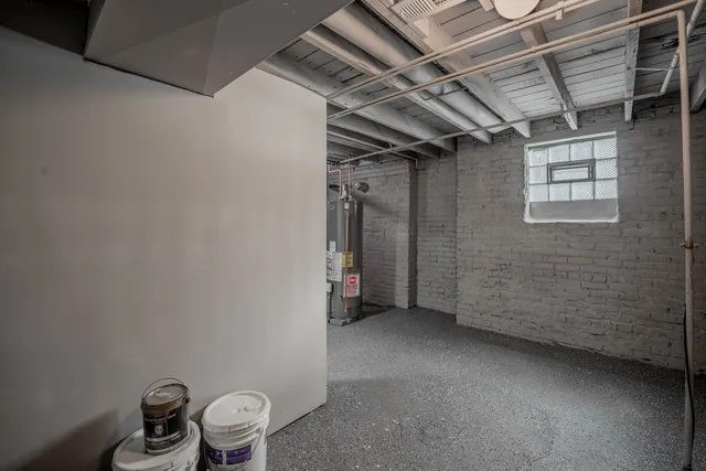 $319,000 | 7715 South Oglesby Avenue, Chicago, IL 60649