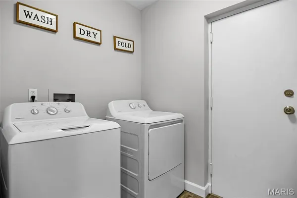 $2,300 | 4250 Lindell Boulevard, Unit A, St. Louis, MO 63108