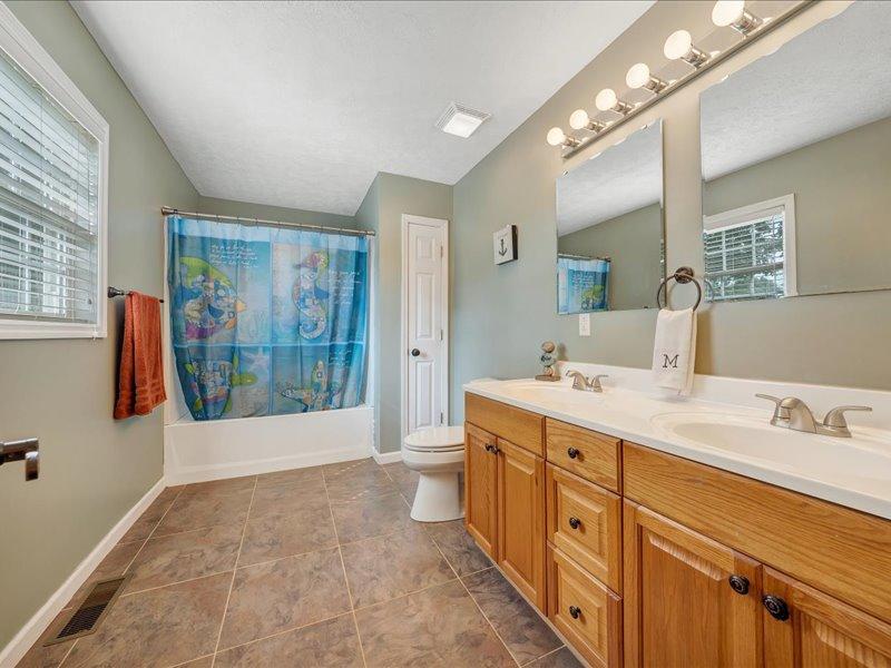 5685 Doe Run Road Rocky Mount, VA 24151 - Photo 20 of 35 19-DSC08987