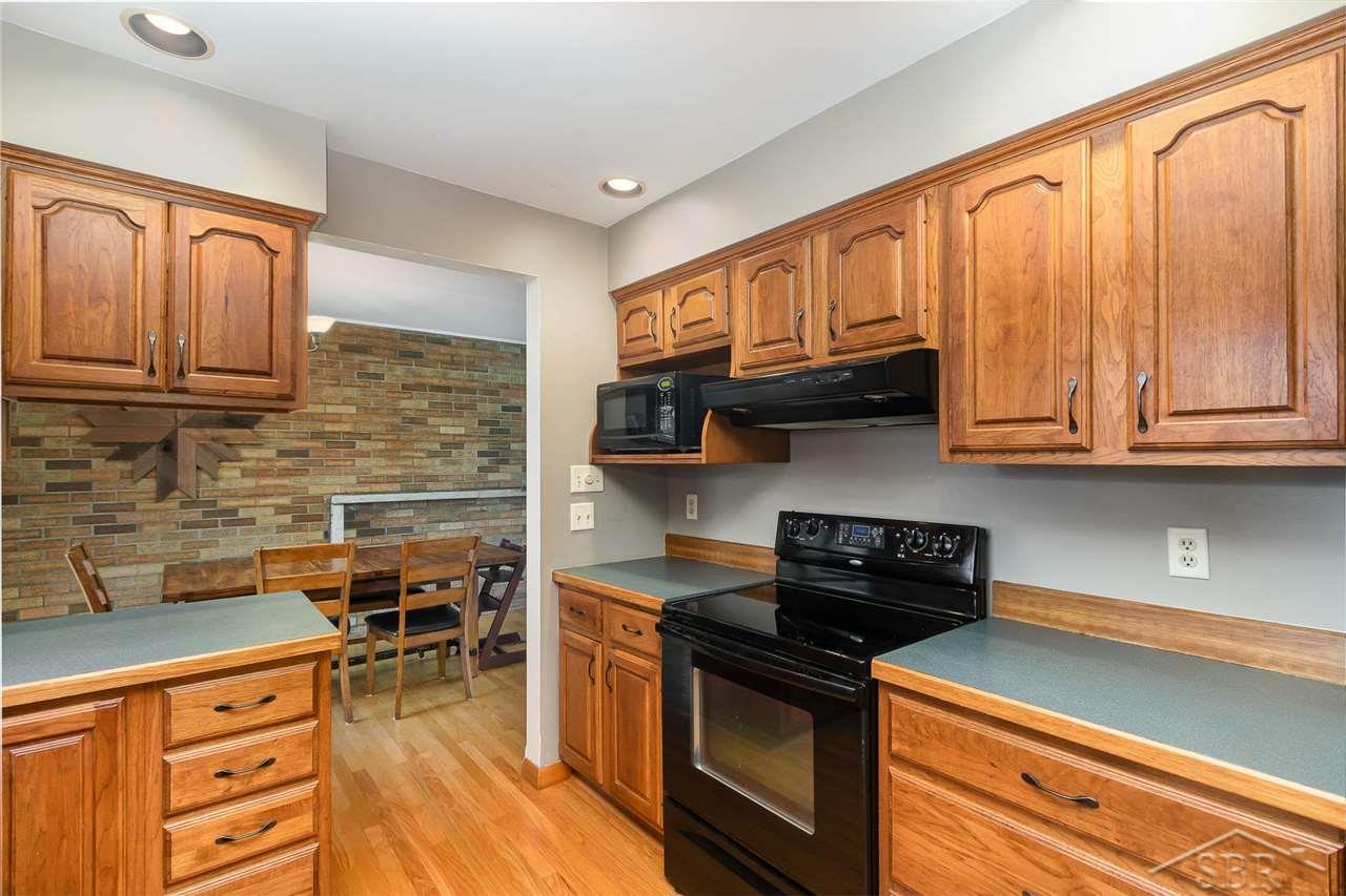 1007 Falkirk Road Alma, MI 48801 - Photo 4 of 24 Kitchen