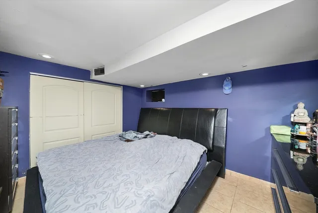 $324,900 | 4350 West Shakespeare Avenue, Chicago, IL 60639