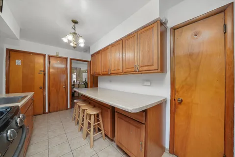 $324,900 | 4350 West Shakespeare Avenue, Chicago, IL 60639