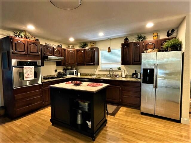 1111 Golf Course Road Newport, TN 37821 - Photo 13 of 33 ISLAND & GRANITE C. TOPS