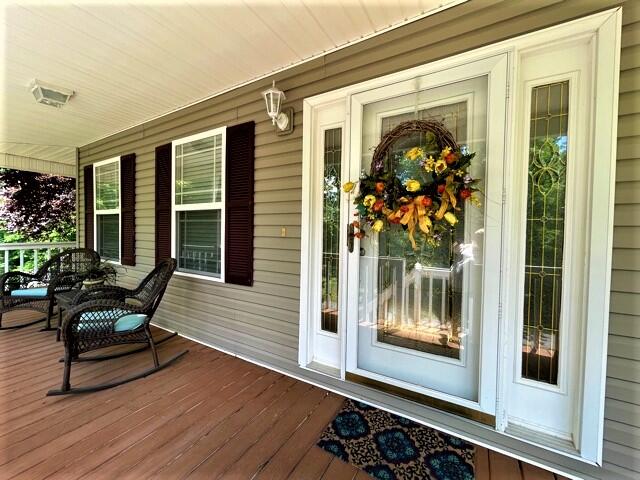 1111 Golf Course Road Newport, TN 37821 - Photo 5 of 33 FRONT ENTRY