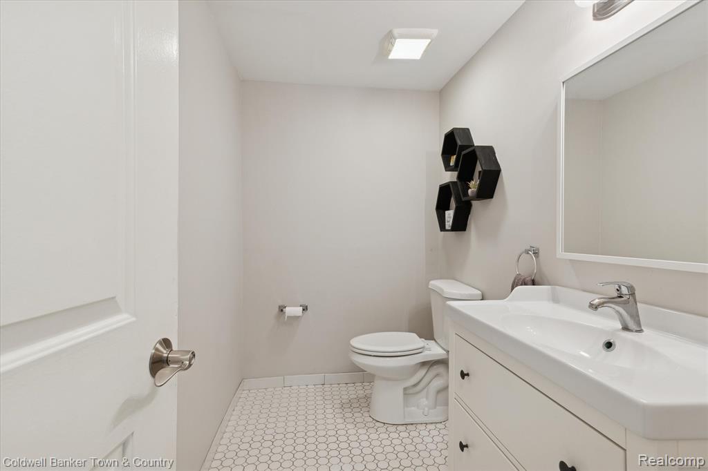 616 Rickett Road, Unit 124 Brighton, MI 48116 - Photo 13 of 24 Gallery Image 13