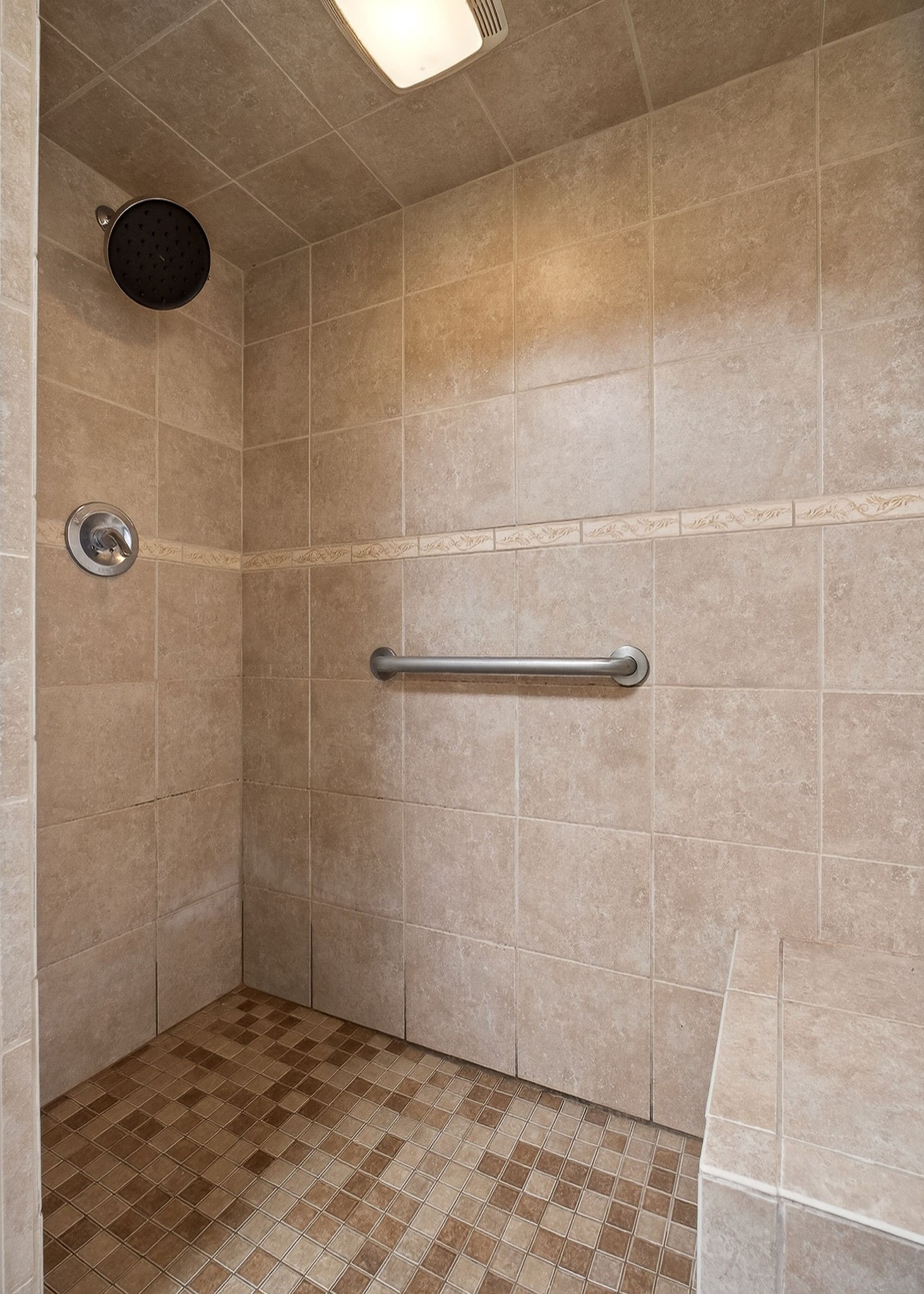 2408 Shellsford Road McMinnville, TN 37110 - Photo 29 of 60 a bathroom with a shower
