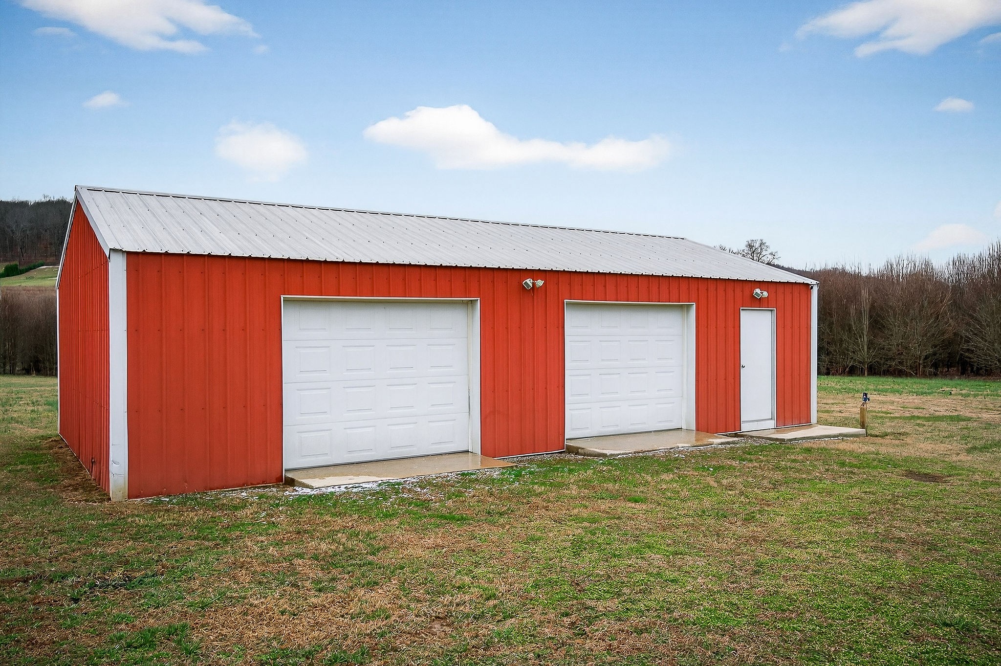 2408 Shellsford Road McMinnville, TN 37110 - Photo 54 of 60 a front view of house with backyard and garden