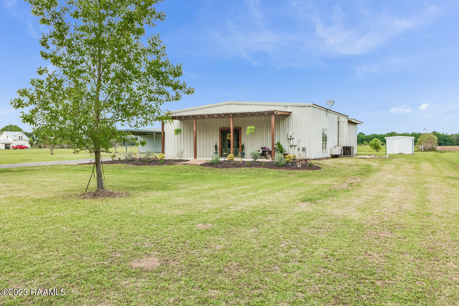 301 Amy Road Opelousas, LA 70570 - Photo 4 of 25 301 Amy Road-21