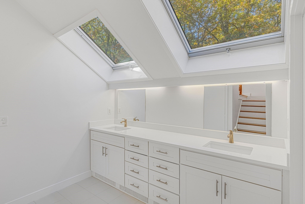 53 Lawrence Road Boxford, MA 01921 - Photo 11 of 42