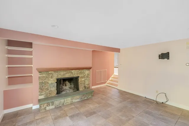 $1,049,500 | 53 Lawrence Road, Boxford, MA 01921