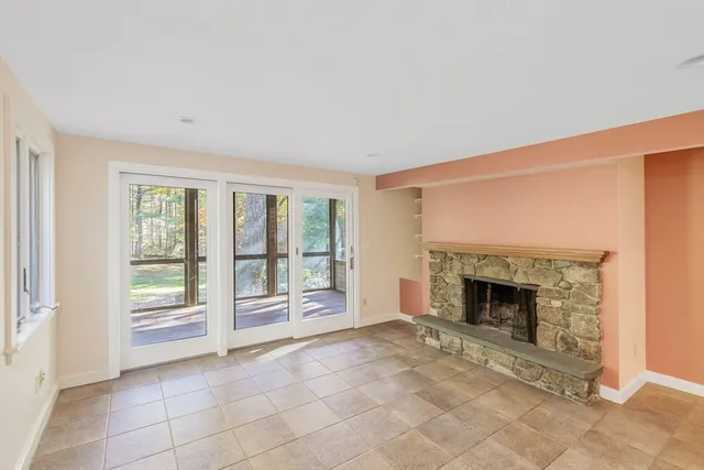 $1,049,500 | 53 Lawrence Road, Boxford, MA 01921