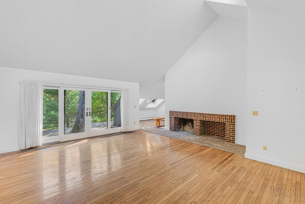 53 Lawrence Road Boxford, MA 01921 - Photo 5 of 42