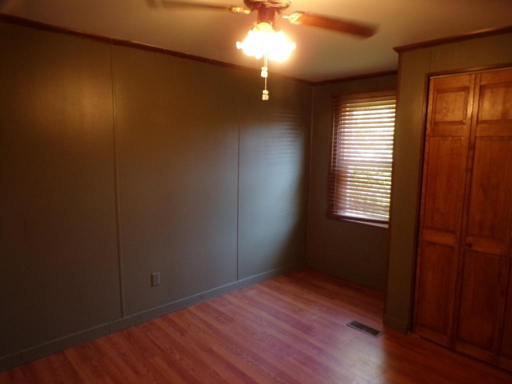 360 Corner Road Mountain City, TN 37683 - Photo 11 of 24 Photo 11