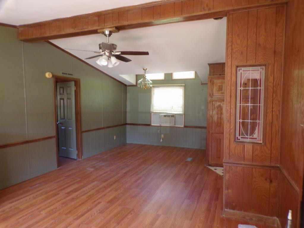 360 Corner Road Mountain City, TN 37683 - Photo 7 of 24 Photo 7
