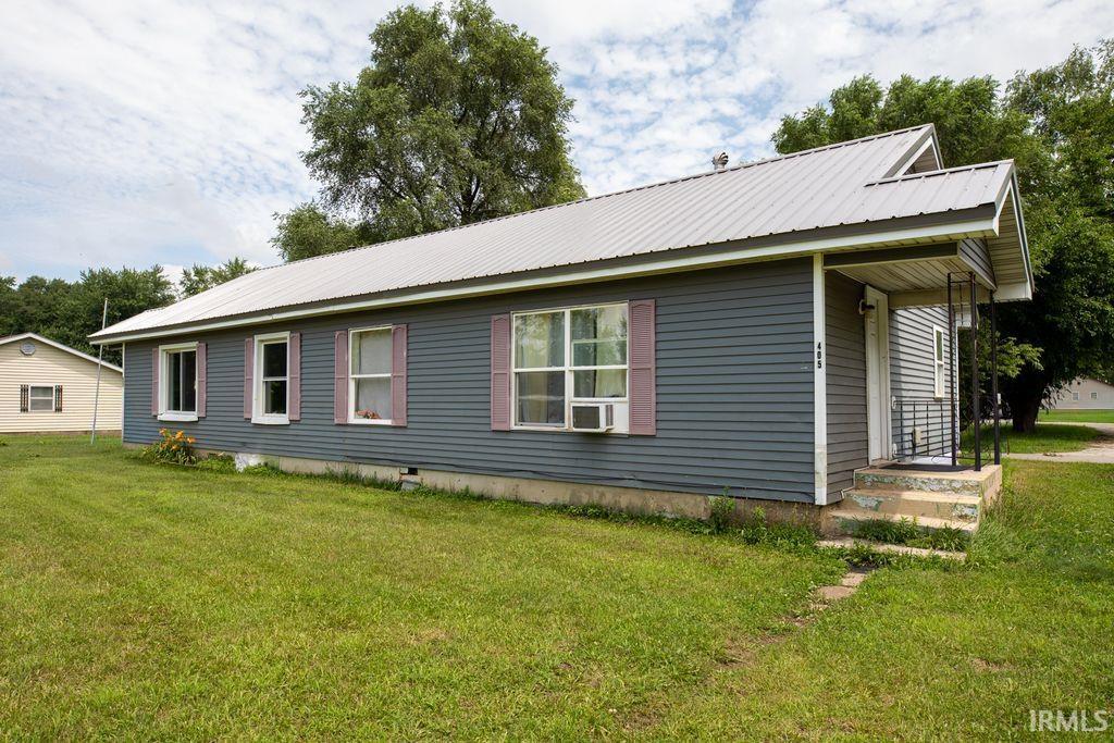 405-407 North Roosevelt Road Knox, IN 46534 - Photo 2 of 2