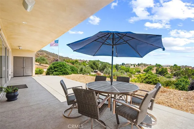 $1,898,000 | 38193 Vía Huerta, Murrieta, CA 92562
