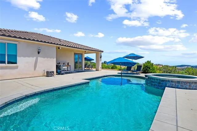 $1,898,000 | 38193 Vía Huerta, Murrieta, CA 92562